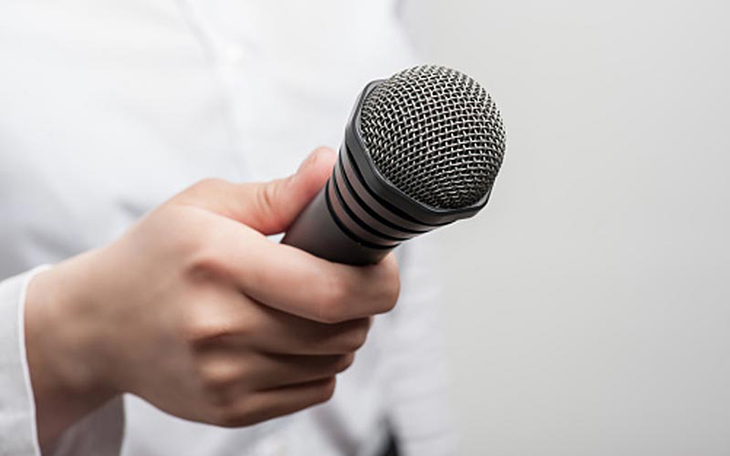 Hướng dẫn cách chọn mua micro không dây phù hợp nhất